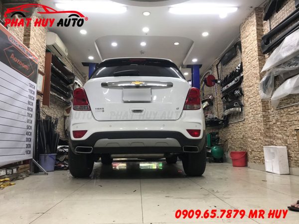 Độ pô thể thao Chevrolet Trax