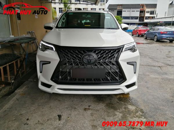 Fortuner 2018 Độ Body Kit Lexus