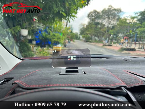 Màn hình HUD VIETMAP H2AS Toyota Veloz